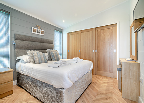 Luxury Rental Cabin Bedroom